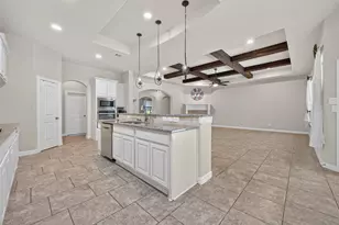 28510 Redwood Cliff Ln, Houston, TX 77336 - Photo 10