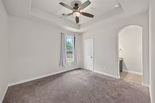 28510 Redwood Cliff Ln, Houston, TX 77336 - Photo 14