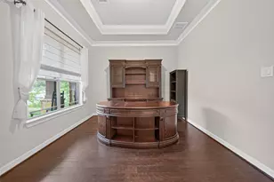 28510 Redwood Cliff Ln, Houston, TX 77336 - Photo 4