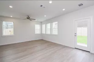 17231 Walden Lk Ln, Hockley, TX 77447 - Photo 4