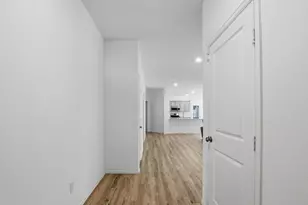 9814 Kingston Liberty Ln, Baytown, TX 77521 - Photo 6