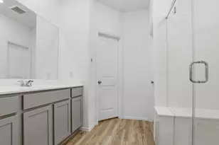 9814 Kingston Liberty Ln, Baytown, TX 77521 - Photo 22