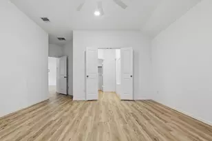 9814 Kingston Liberty Ln, Baytown, TX 77521 - Photo 20