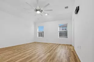 9814 Kingston Liberty Ln, Baytown, TX 77521 - Photo 20