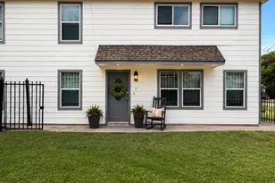 8202 Cannon St, Houston, TX 77051 - Photo 1