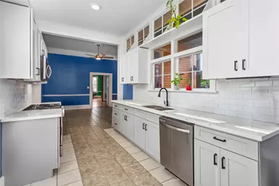 2122 Avenue K, Galveston, TX 77550 - Photo 10