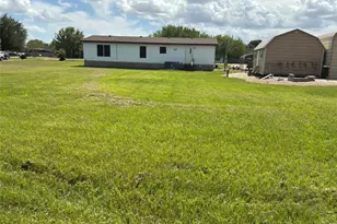 10207 Trey Rd Rd, Needville, TX 77461 - Photo 2