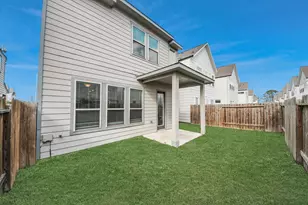 4423 Santorini Ln, Houston, TX 77045 - Photo 8