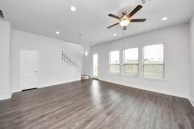 4423 Santorini Lane, Houston, TX 77045 - Photo 12