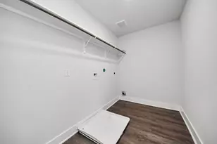 4423 Santorini Ln, Houston, TX 77045 - Photo 22