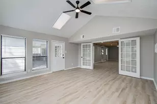 4735 Theall Rd, Houston, TX 77066 - Photo 18