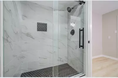 4735 Theall Road, Houston, TX 77066 - Photo 32