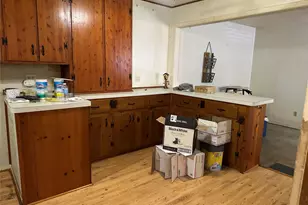 1001 Red Bud St, Channelview, TN 77530 - Photo 10