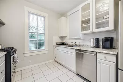 1607 Avenue L, Galveston, TX 77550 - Photo 12