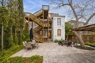 1607 Avenue L, Galveston, TX 77550 - Photo 2