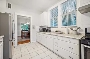1607 Avenue L, Galveston, TX 77550 - Photo 10