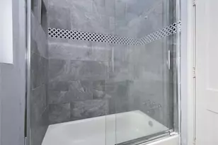 3410 Blodgett St, Houston, TX 77004 - Photo 2