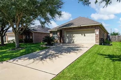 7911 Summerdale Drive, Rosenberg, TX 77469 - Photo 2