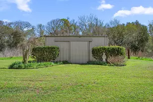 423 Jane St, East Bernard, TX 77435 - Photo 30