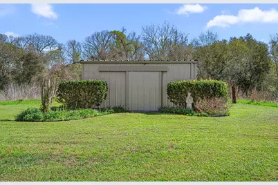 423 Jane Street, East Bernard, TX 77435 - Photo 40