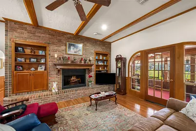 423 Jane Street, East Bernard, TX 77435 - Photo 18