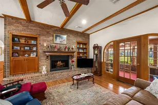 423 Jane St, East Bernard, TX 77435 - Photo 18