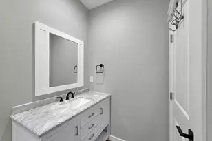 1049 Sunset Circle W, Crystal Beach, TX 77650 - Photo 34
