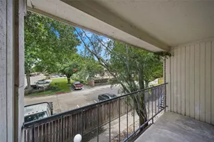 3900 Woodchase Dr, Houston, TX 77042 - Photo 4
