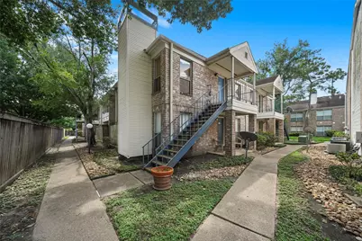 3900 Woodchase Drive #52, Houston, TX 77042 - Photo 2