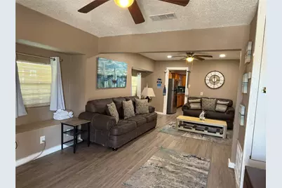 1114 39th Street, Galveston, TX 77550 - Photo 2