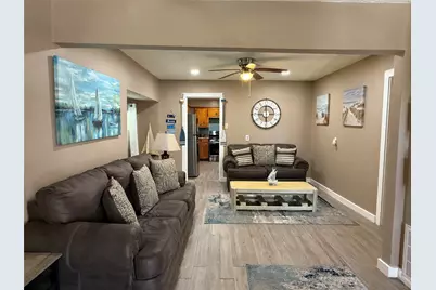 1114 39th Street, Galveston, TX 77550 - Photo 4