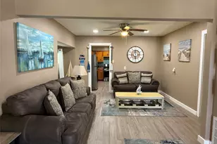 1114 39th St, Galveston, TX 77550 - Photo 4