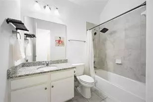 2805 Parkside Village Ln, Pearland, TX 77581 - Photo 16