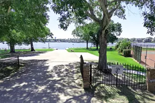 307 Crestwood Dr, El Lago, TX 77586 - Photo 48
