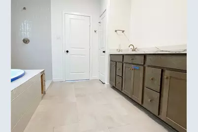 31127 Marlow Manor Court, Fulshear, TX 77441 - Photo 10