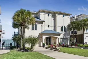 1554 Windsong Way, Tiki Island, TX 77554 - Photo 2
