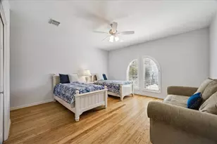 1554 Windsong Way, Tiki Island, TX 77554 - Photo 22