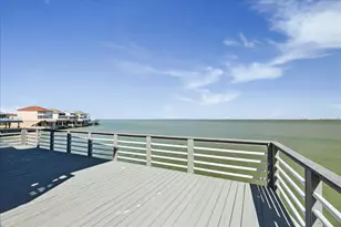 1554 Windsong Way, Tiki Island, TX 77554 - Photo 36