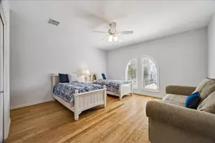 1554 Windsong Way, Tiki Island, TX 77554 - Photo 22