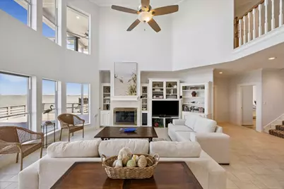 1554 Windsong Way, Tiki Island, TX 77554 - Photo 8