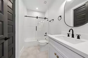 1005 Kern St, Houston, TX 77009 - Photo 28