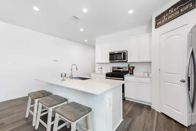 306 Springfield Shores Court, Crosby, TX 77532 - Photo 8