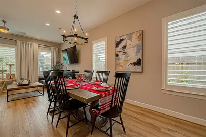 909-A W 35th Street #A, Houston, TX 77018 - Photo 12
