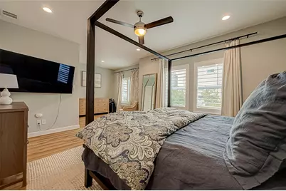 909-A W 35th Street #A, Houston, TX 77018 - Photo 26