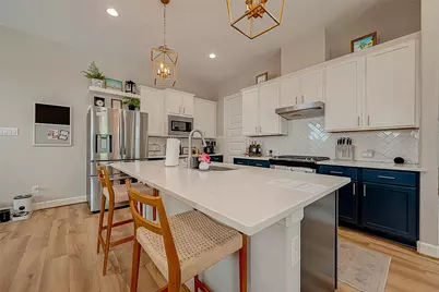 909-A W 35th Street #A, Houston, TX 77018 - Photo 14
