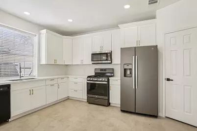 1808 N Mission Circle, Friendswood, TX 77546 - Photo 12