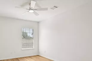1808 N Mission Cir, Friendswood, TX 77546 - Photo 42