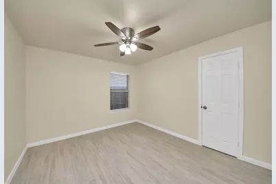 9622 Sugarblossom Lane, Sugar Land, TX 77498 - Photo 28