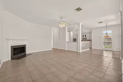 2007 Baycliff Court, Pearland, TX 77584 - Photo 6