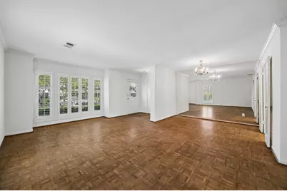 399 N Post Oak Lane #399, Houston, TX 77024 - Photo 2